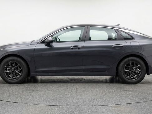Used 2025 Kia K5 LXS FWD image 5