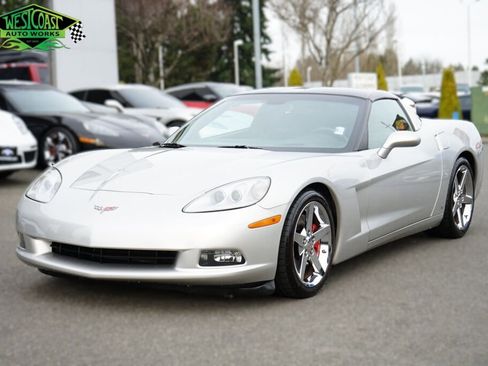 Used 2007 Chevrolet Corvette 3LT w/ Preferred Equipment Group image 1