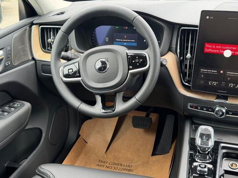 New 2026 Volvo XC60 T8 Ultra w/ Protection Package Premier AWD/4WD image 6