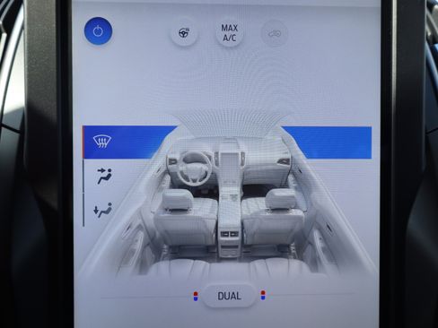 Used 2024 Ford Edge SEL w/ Convenience Package image 21