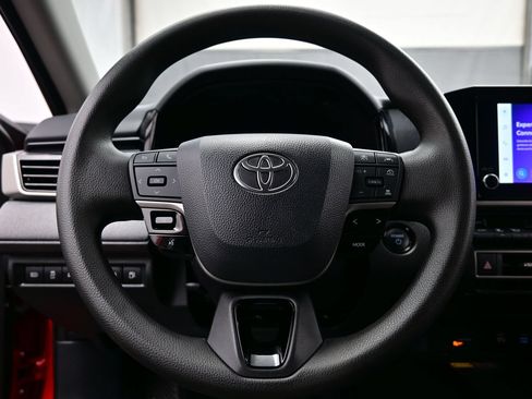 Used 2025 Toyota Camry LE FWD image 23
