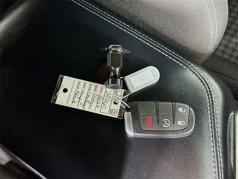 Used 2022 Dodge Challenger GT image 35