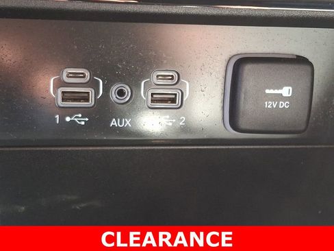 Used 2024 Jeep Grand Cherokee L Limited image 25