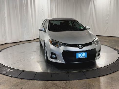 Used 2015 Toyota Corolla S image 4