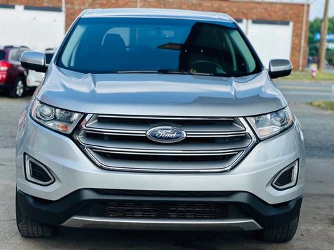 Used 2017 Ford Edge SEL w/ Cargo Accessory Package FWD image 2