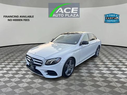 Used 2019 Mercedes-Benz E 300 4MATIC image 2