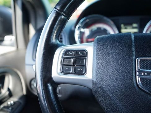 Used 2019 Dodge Grand Caravan GT FWD image 27