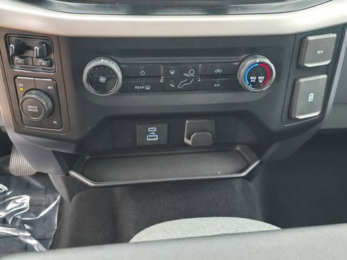 Used 2023 Ford F150 XLT AWD/4WD image 32