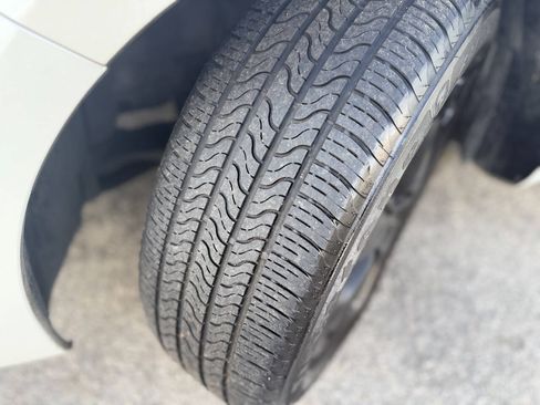 Used 2010 Honda Crosstour EX-L image 23
