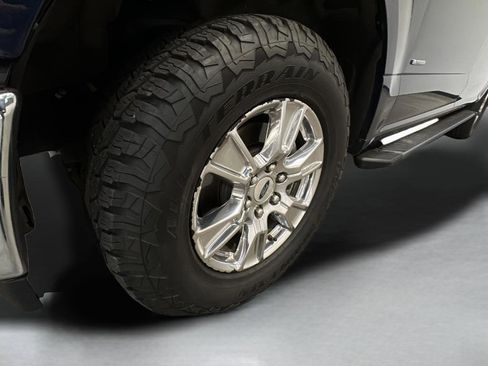 Used 2017 Ford F150 XLT w/ Equipment Group 301A Mid image 4