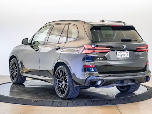 Certified 2024 BMW X5 xDrive40i w/ M Sport Package AWD/4WD image 2