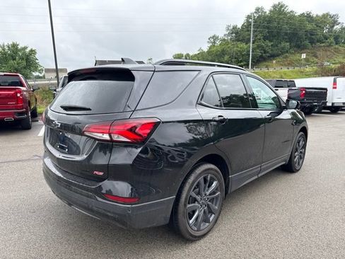 Used 2024 Chevrolet Equinox RS w/ LPO, Floor Liner Package AWD/4WD image 8