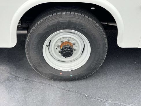 New 2026 Ford E-350 and Econoline 350 Super Duty w/ Power Equipment Group image 9