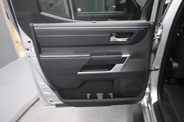 Used 2022 Toyota Tundra Platinum AWD/4WD image 14
