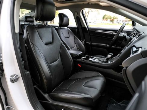 Used 2014 Ford Fusion Energi Titanium image 34