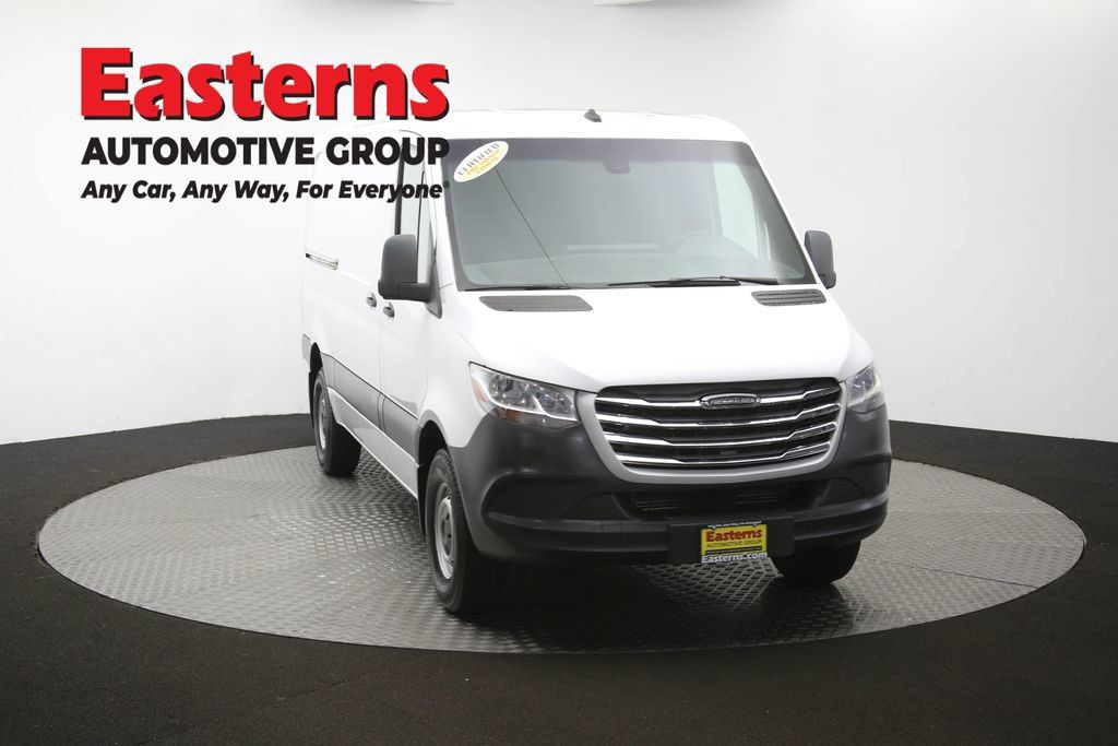 Used 2019 Freightliner Sprinter 2500 RWD image 46