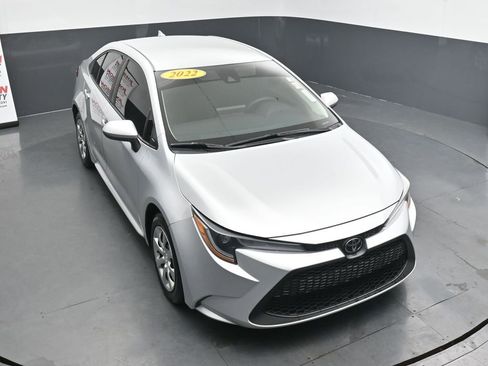 Used 2022 Toyota Corolla LE image 26