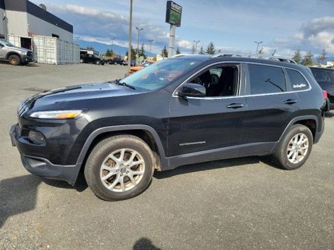 Used 2015 Jeep Cherokee Latitude w/ Trailer Tow Group AWD/4WD image 1