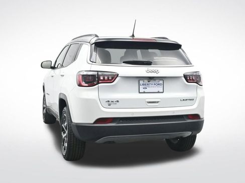 Used 2024 Jeep Compass Limited AWD/4WD image 9
