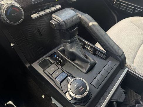 Certified 2025 Toyota 4Runner SR5 AWD/4WD image 17