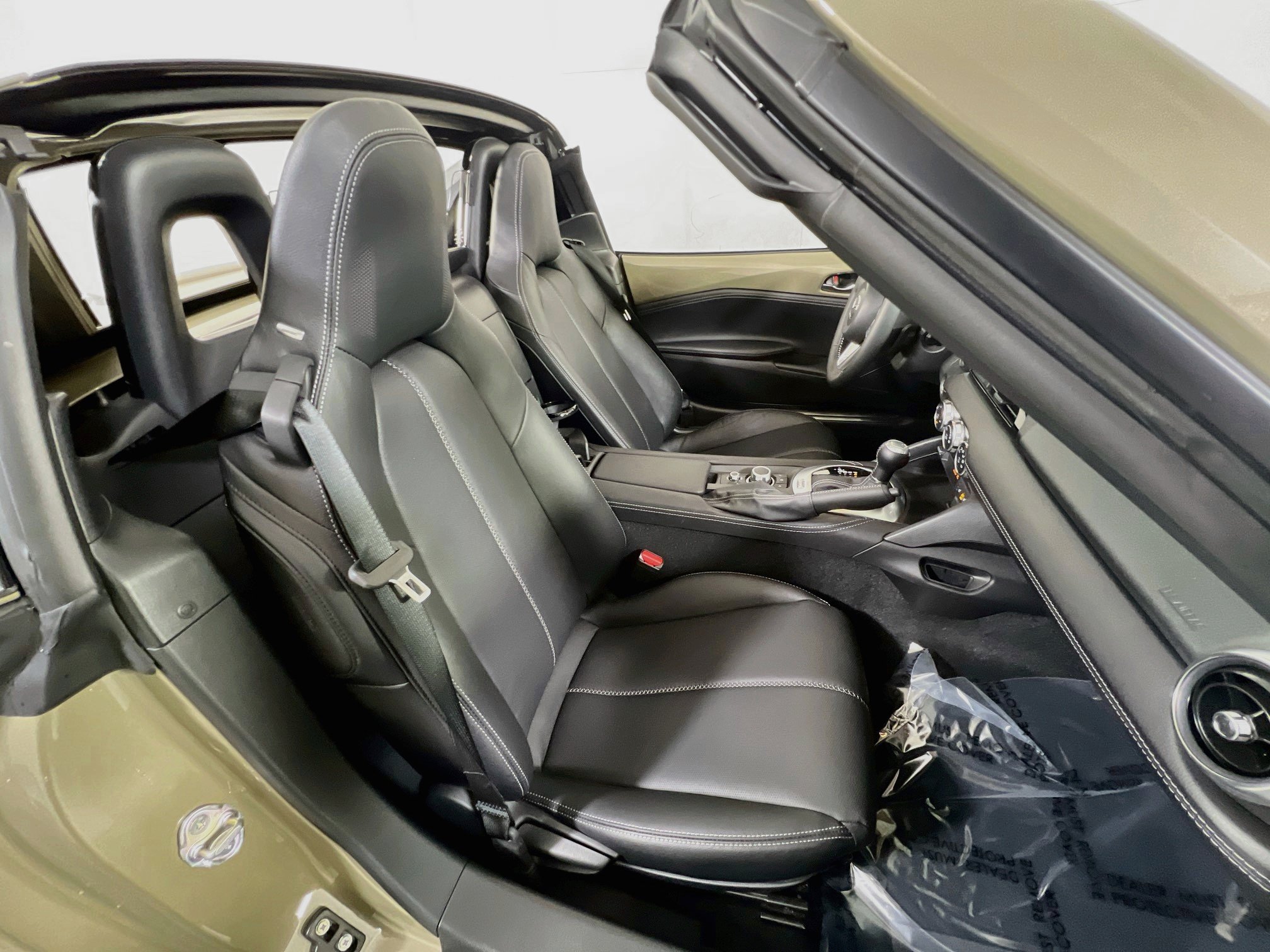 Used 2024 MAZDA MX-5 Miata RF Grand Touring RWD image 25