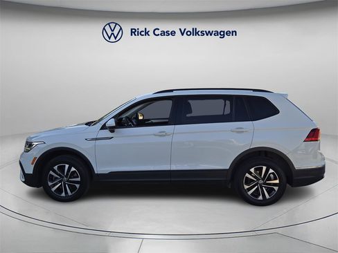 Certified 2022 Volkswagen Tiguan S image 4