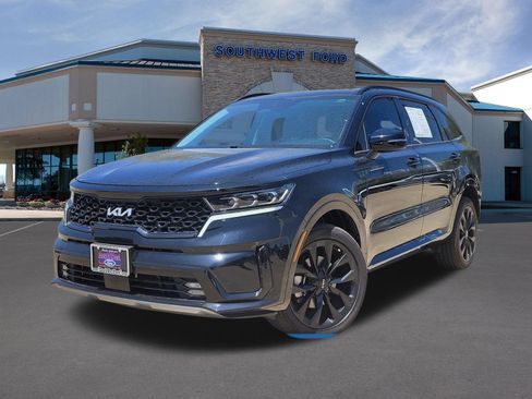 Used 2023 Kia Sorento SX AWD/4WD image 1