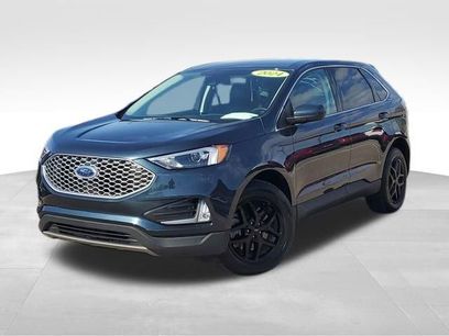 Used 2024 Ford Edge SEL w/ Convenience Package