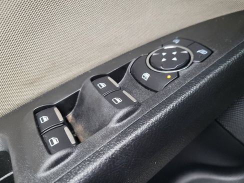 Used 2019 Ford Fusion S FWD image 27