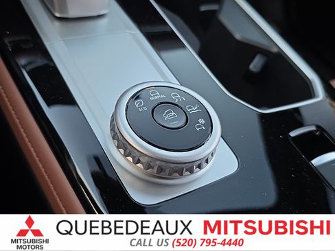 New 2026 Mitsubishi Outlander SEL FWD image 24
