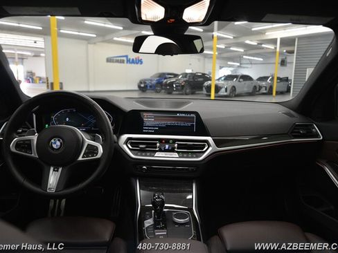 Used 2020 BMW 330i xDrive Sedan w/ M Sport Package AWD/4WD image 29