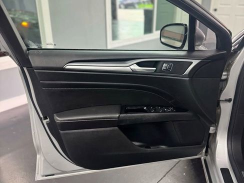 Used 2015 Ford Fusion Energi Titanium w/ Driver Assist Package image 13