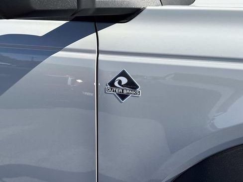 New 2026 Ford Bronco Outer Banks w/ Sasquatch Package AWD/4WD image 10