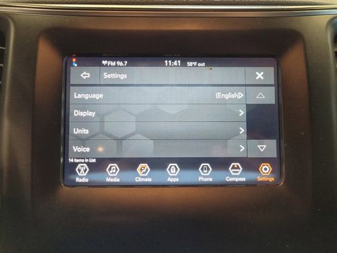 Used 2019 Jeep Cherokee Latitude w/ Popular Appearance Group image 25