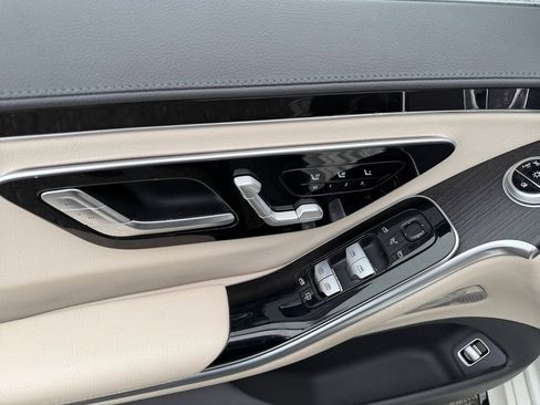 Used 2022 Mercedes-Benz S 500 4MATIC image 12