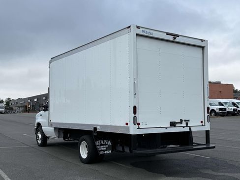 New 2024 Ford E-450 and Econoline 450 Super Duty w/ Power Windows & Locks Group image 4
