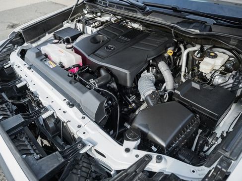 Used 2024 Toyota Tundra SR5 image 18