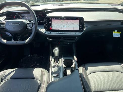 New 2026 Dodge Charger R/T AWD/4WD image 9