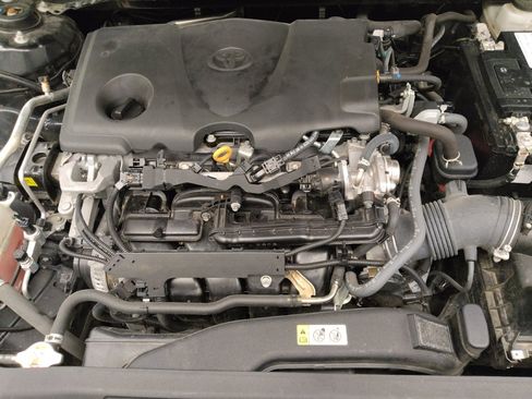 Used 2021 Toyota Camry SE image 30