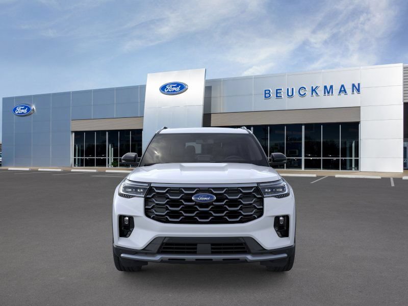 Used 2026 Ford Explorer Platinum w/ LUX Leather Package AWD/4WD image 2