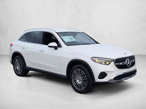Used 2026 Mercedes-Benz GLC 300 image 6