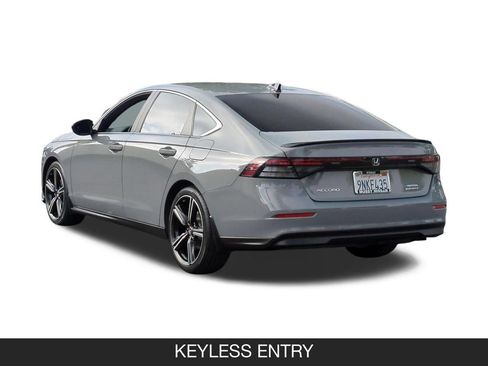 Used 2024 Honda Accord Sport image 7