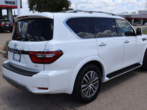 Used 2023 Nissan Armada SL w/ Captain's Chairs Package RWD image 3