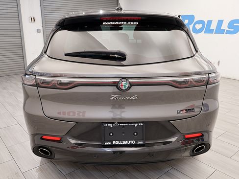 Used 2024 Alfa Romeo Tonale Veloce AWD/4WD image 4