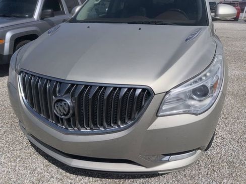 Used 2014 Buick Enclave Leather image 2