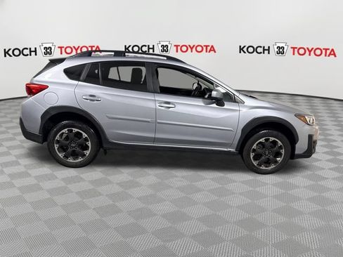 Used 2021 Subaru Crosstrek 2.0i Premium AWD/4WD image 9