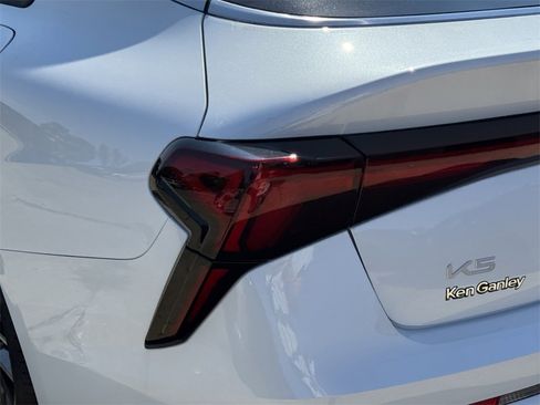 New 2026 Kia K5 EX image 12