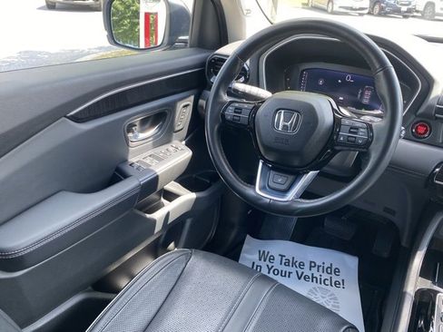 Used 2024 Honda Pilot Elite image 37
