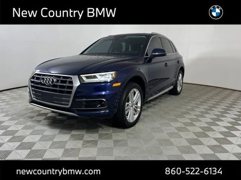 Used 2018 Audi Q5 Prestige w/ Prestige Package image 3