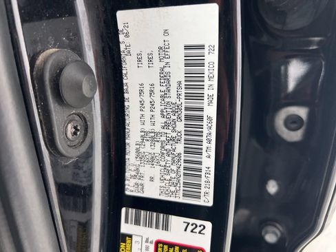 Used 2021 Toyota Tacoma SR AWD/4WD image 27